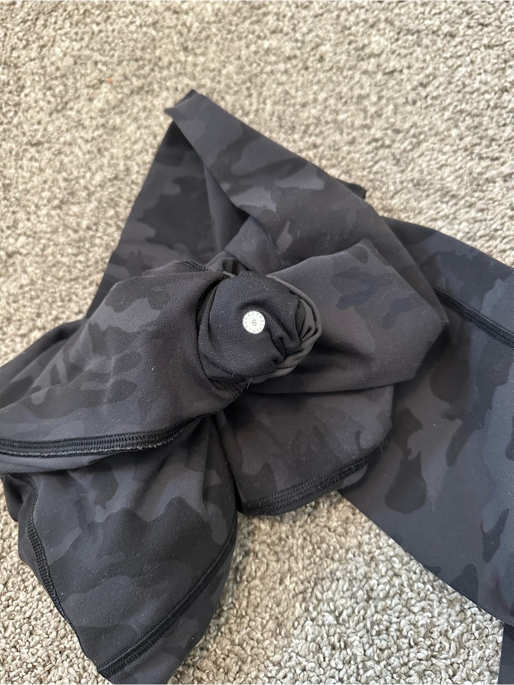 Lululemon Wunder Under High Rise Tight - Picture 6 of 6